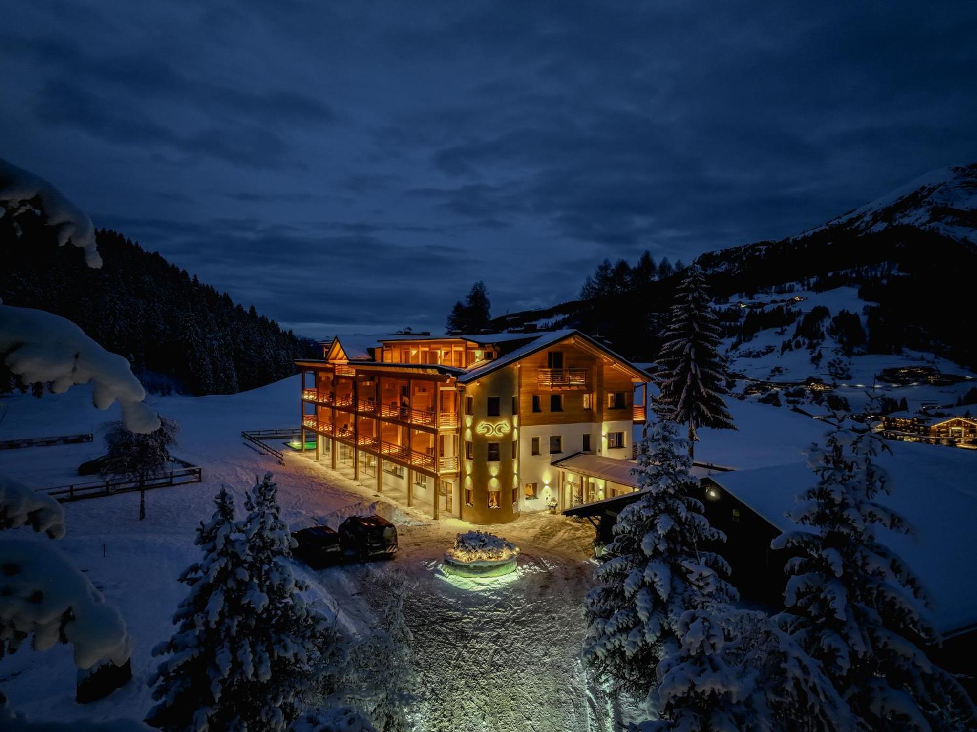 Hotel Pozzamanigoni Σέλβα ντι Βαλ Γκαρντένα Εξωτερικό φωτογραφία